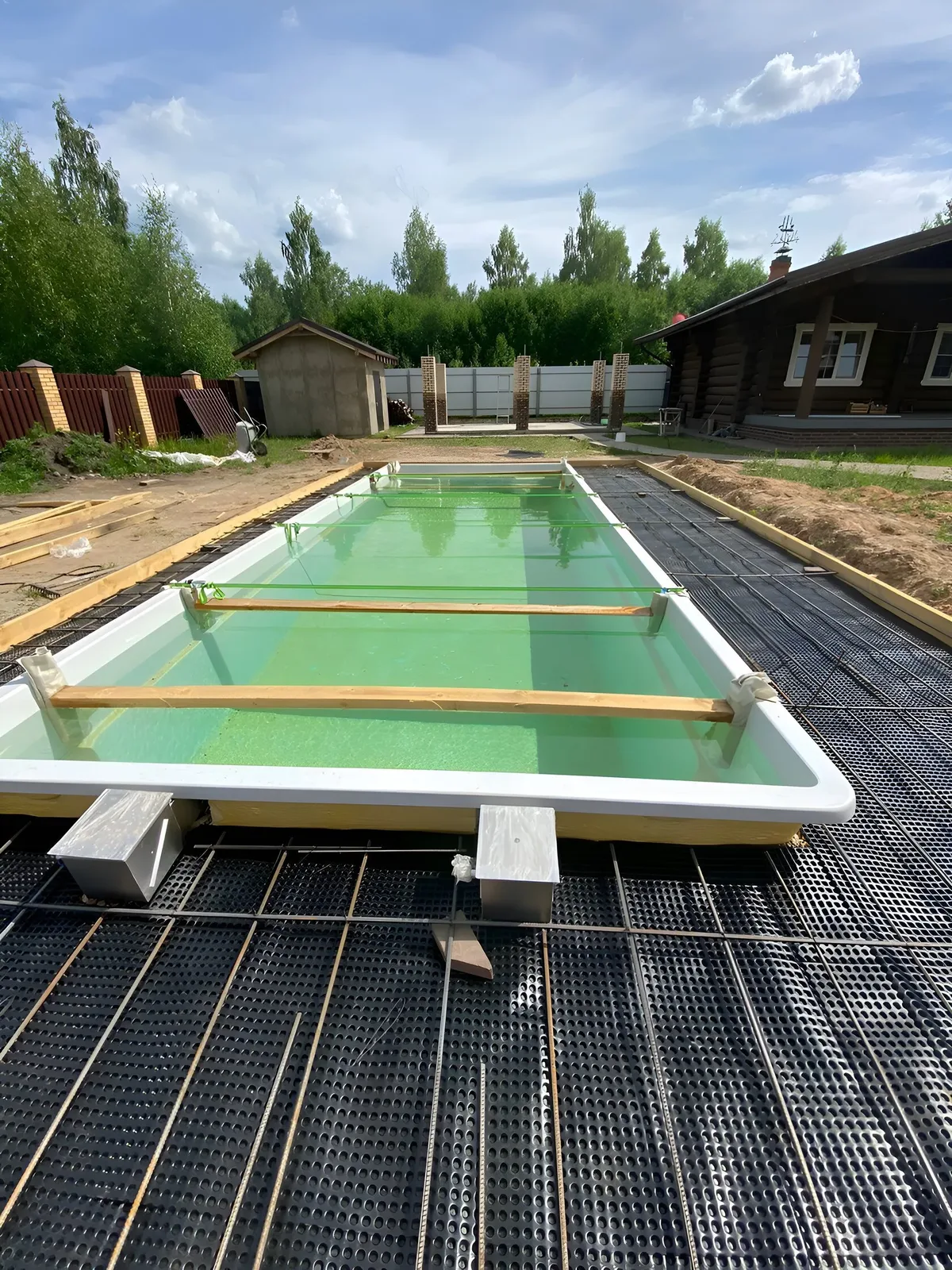 Laguna 9 — вечернее освещение в Рязани