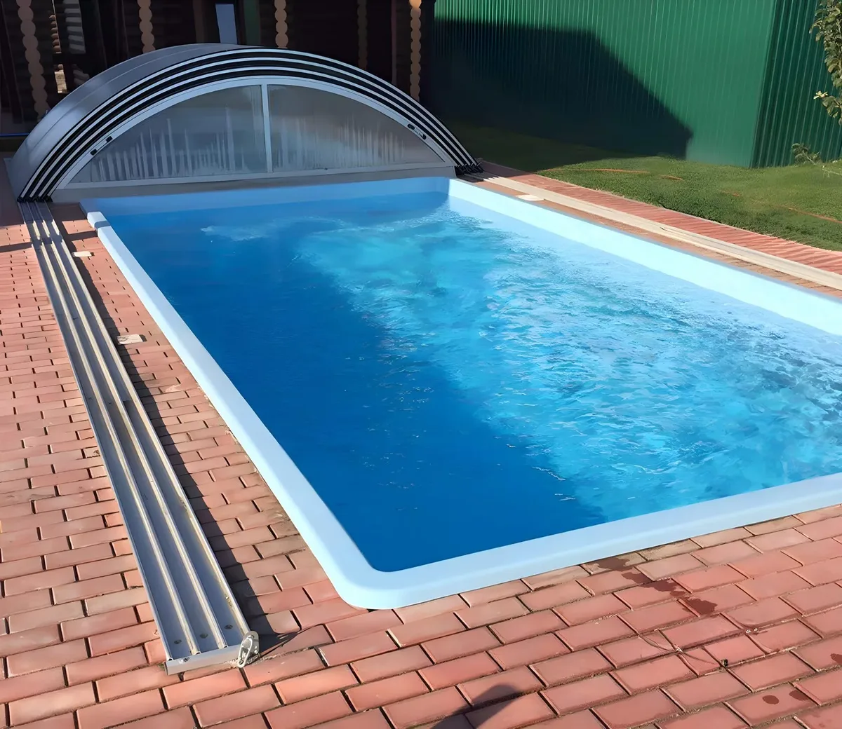 Laguna 7 — вечернее освещение в Рязани